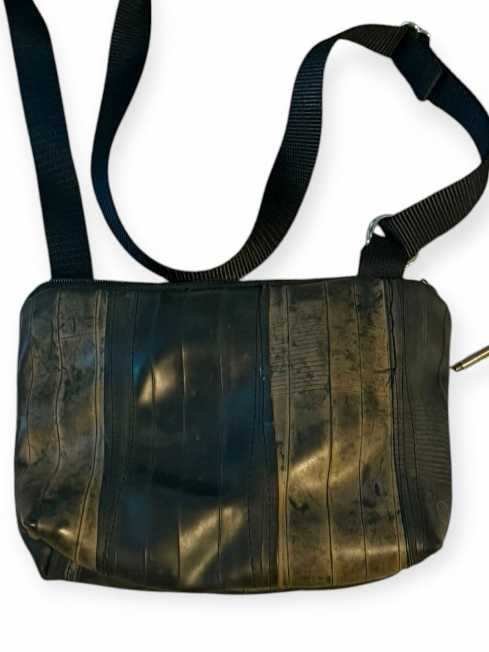 LINKS BY ANNETTE Upcycled Bicycle Inner Tube Crossbody Messenger Bag Black